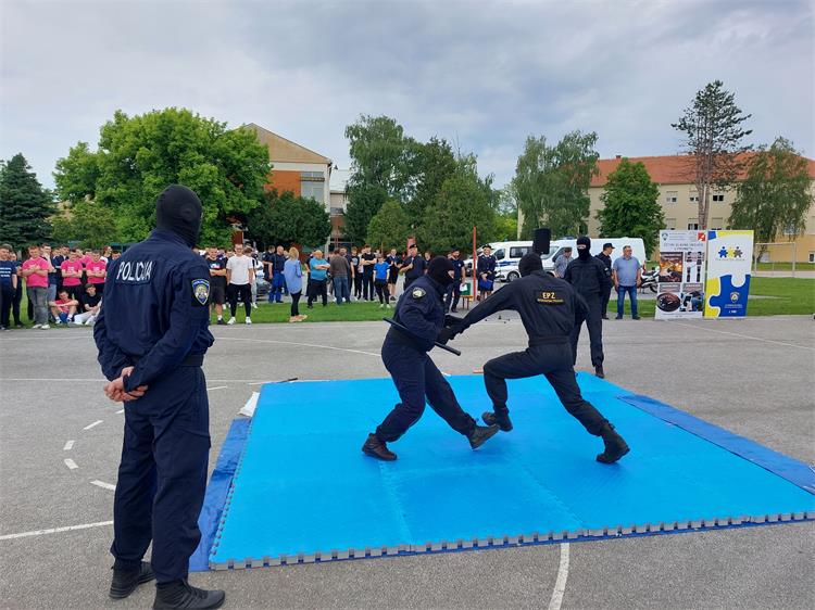 Slika /slike-vijesti/2023 godina/Dan otvorenih vrata policije/20230524_112148.jpg